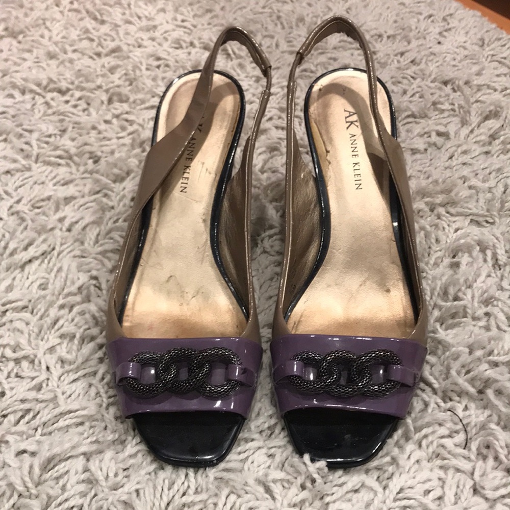 Peep toe heels
